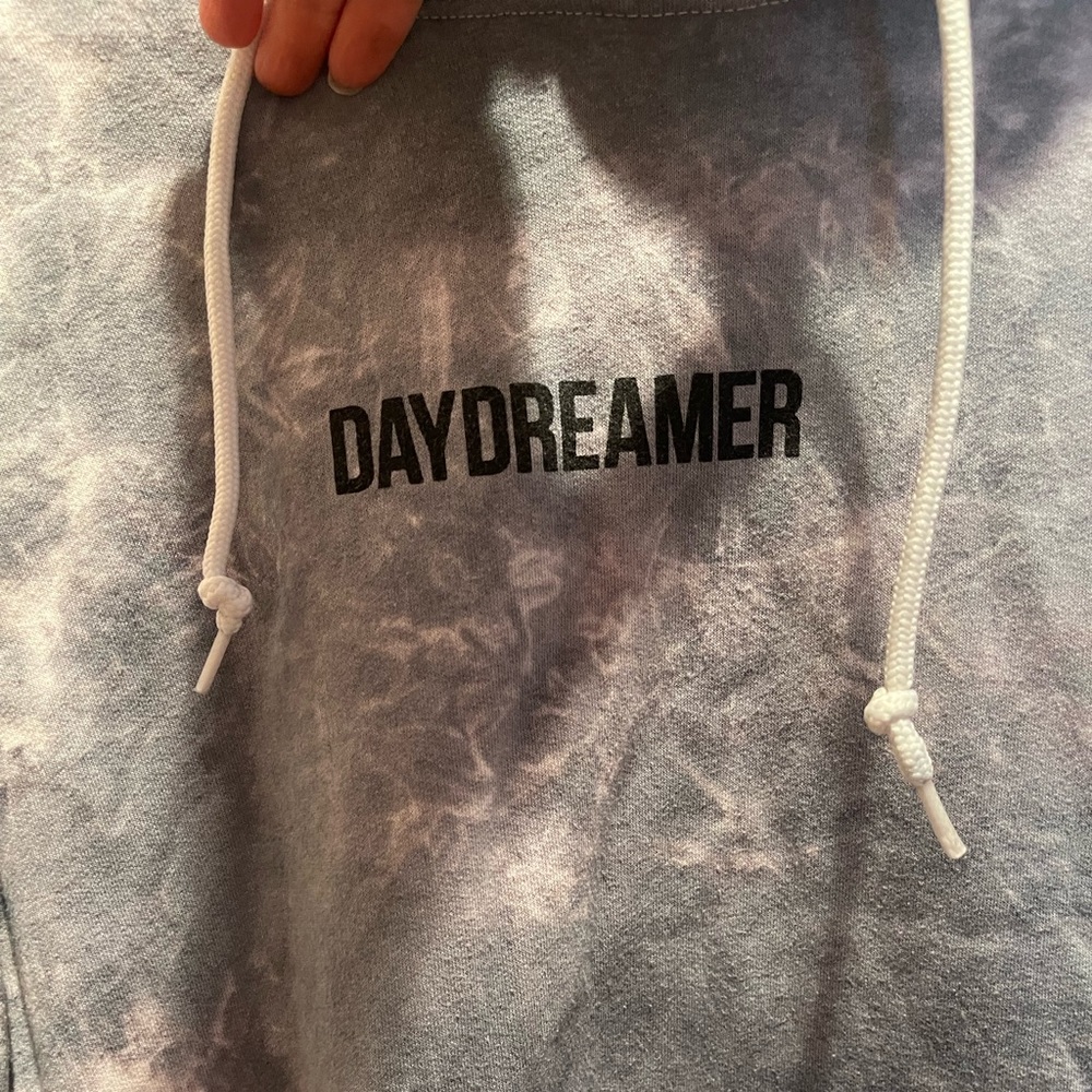 Tie die daydreamer hoodie 🤍